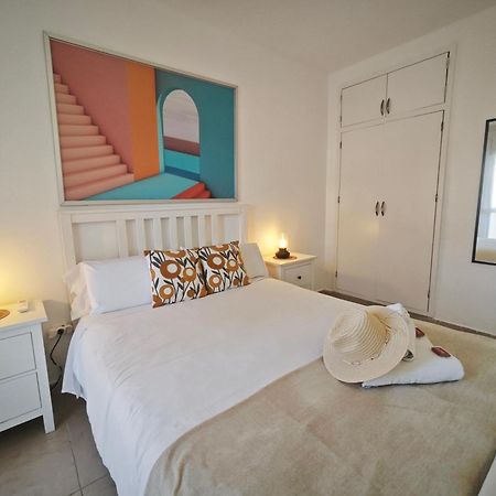 El Estudio De La Playa Benalbeach Vistas Al Mar Беналмадена Екстериор снимка