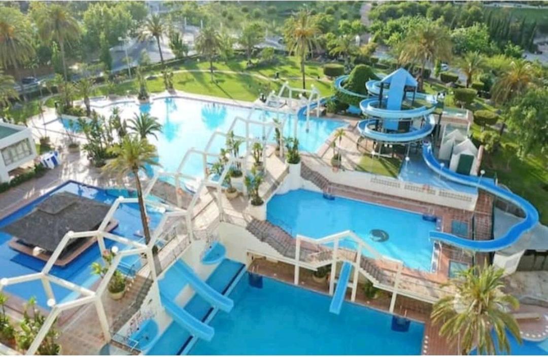 El Estudio De La Playa Benalbeach Vistas Al Mar Беналмадена Екстериор снимка