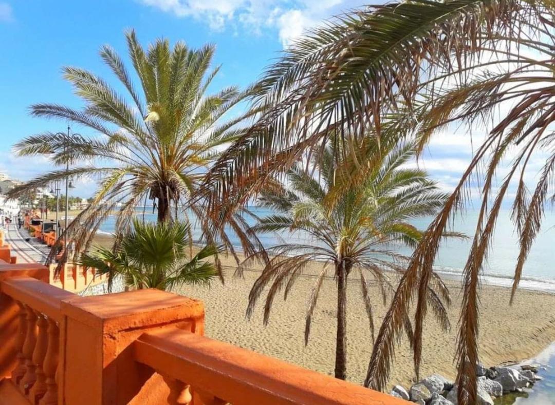 El Estudio De La Playa Benalbeach Vistas Al Mar Беналмадена Екстериор снимка