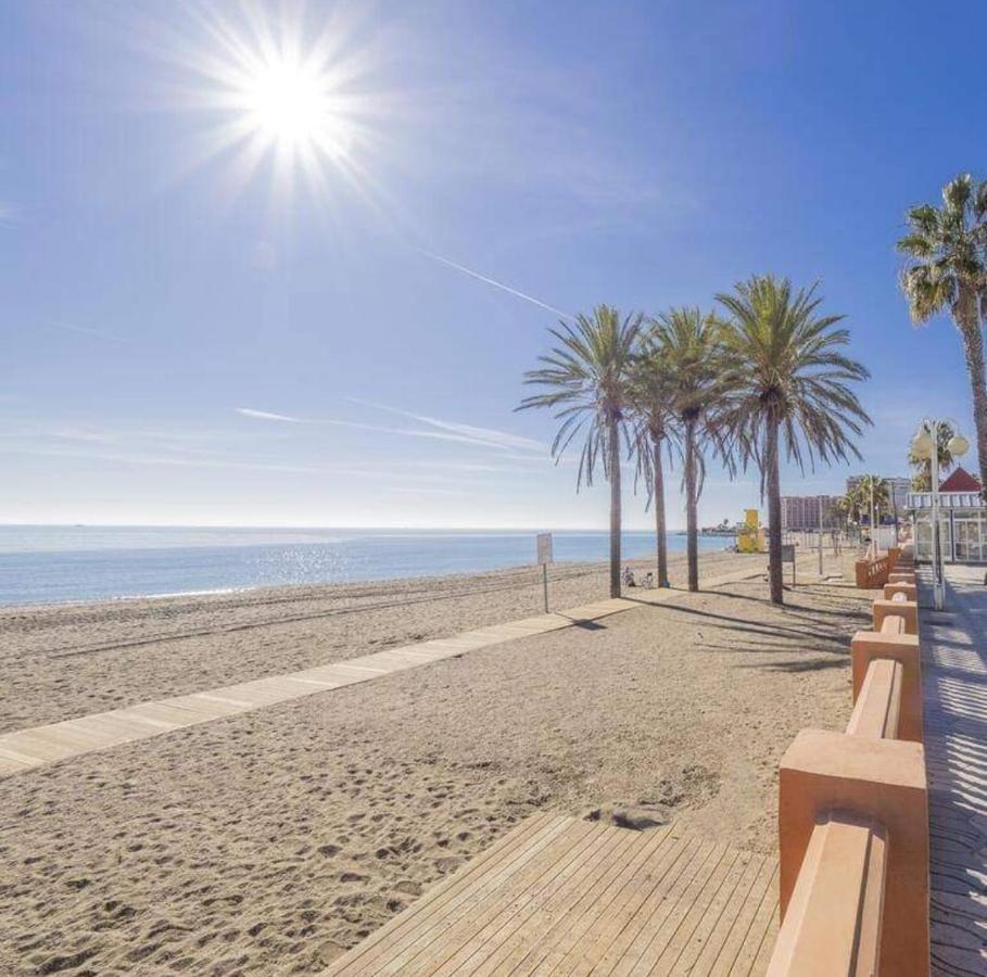 El Estudio De La Playa Benalbeach Vistas Al Mar Беналмадена Екстериор снимка