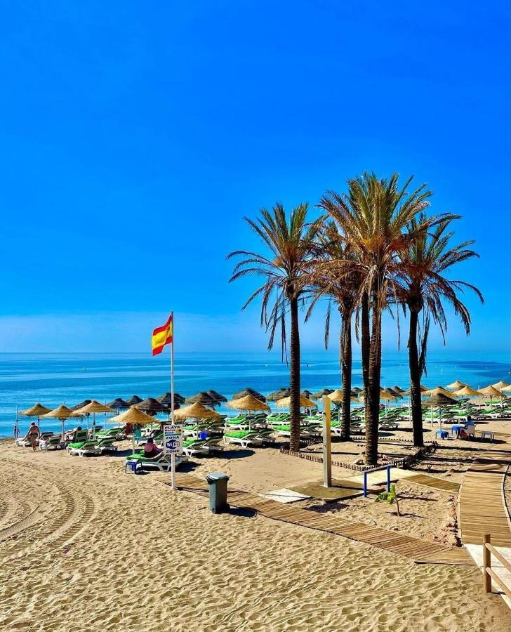El Estudio De La Playa Benalbeach Vistas Al Mar Беналмадена Екстериор снимка