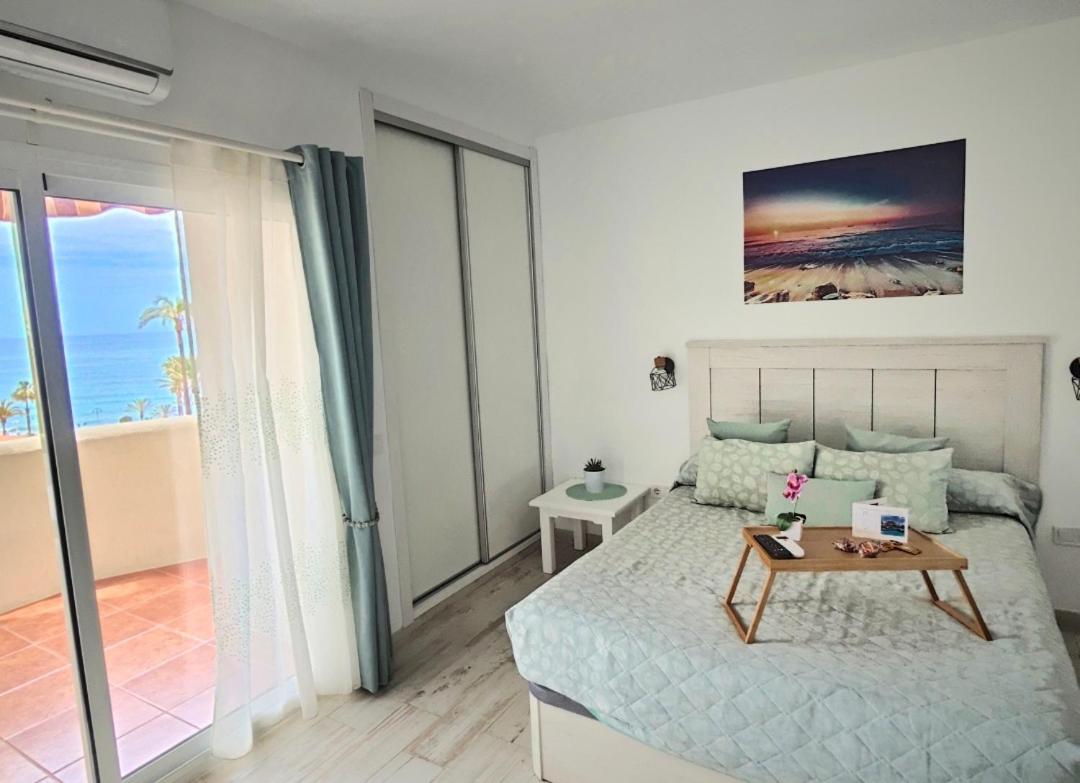 El Estudio De La Playa Benalbeach Vistas Al Mar Беналмадена Екстериор снимка