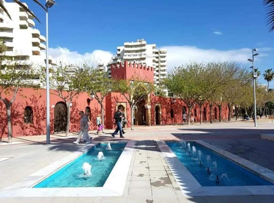 El Estudio De La Playa Benalbeach Vistas Al Mar Беналмадена Екстериор снимка