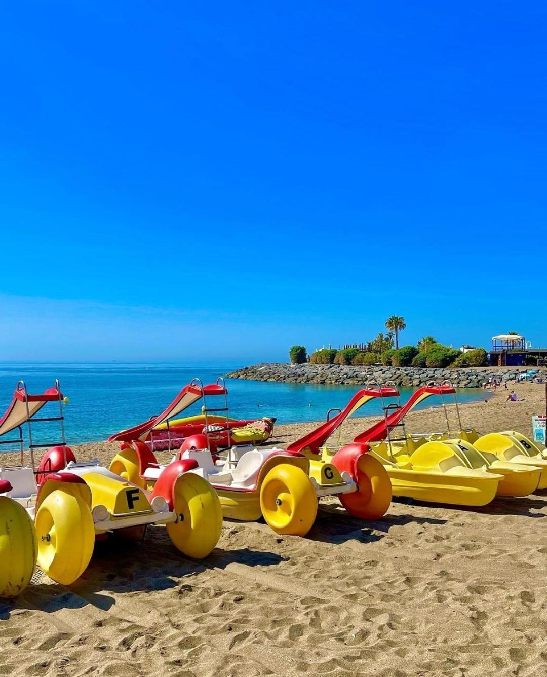 El Estudio De La Playa Benalbeach Vistas Al Mar Беналмадена Екстериор снимка